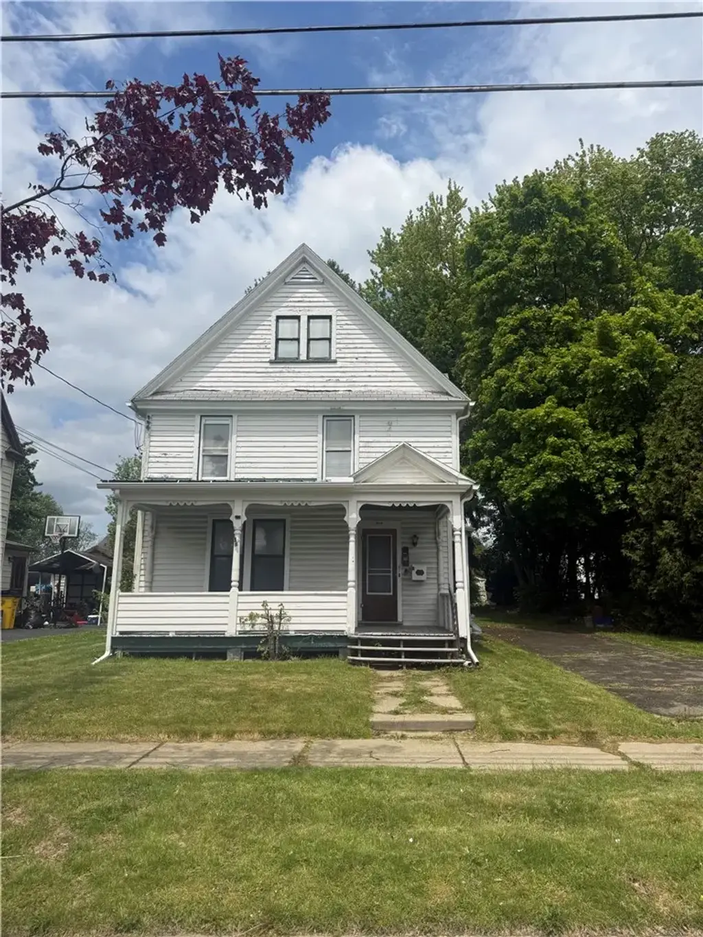 314 Roe Avenue, Elmira City