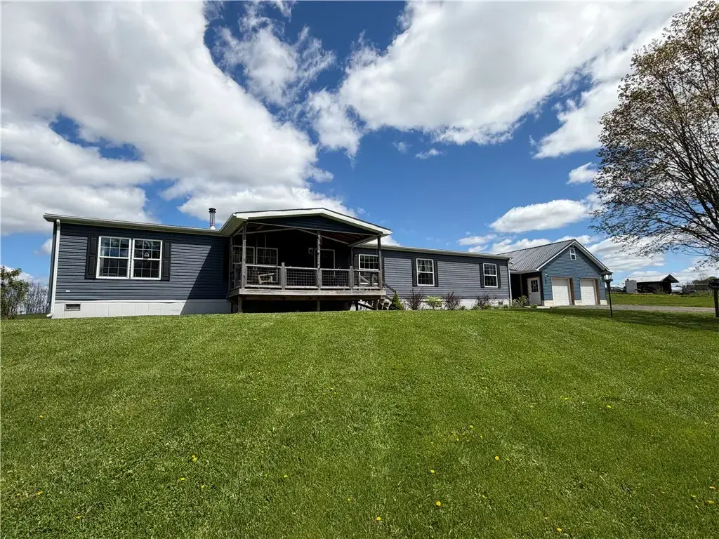 137 Poverty Lane, Pittsfield