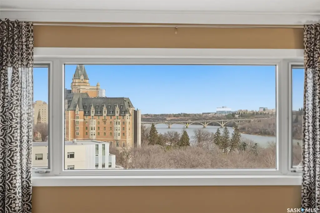 424 Spadina Crescent E 1080, Saskatoon