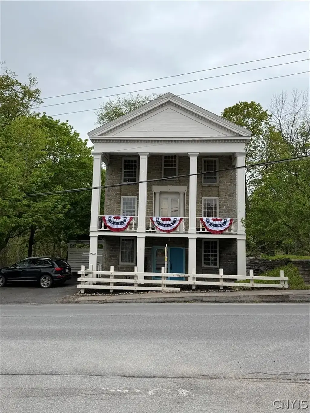 9523 Main Street, Trenton