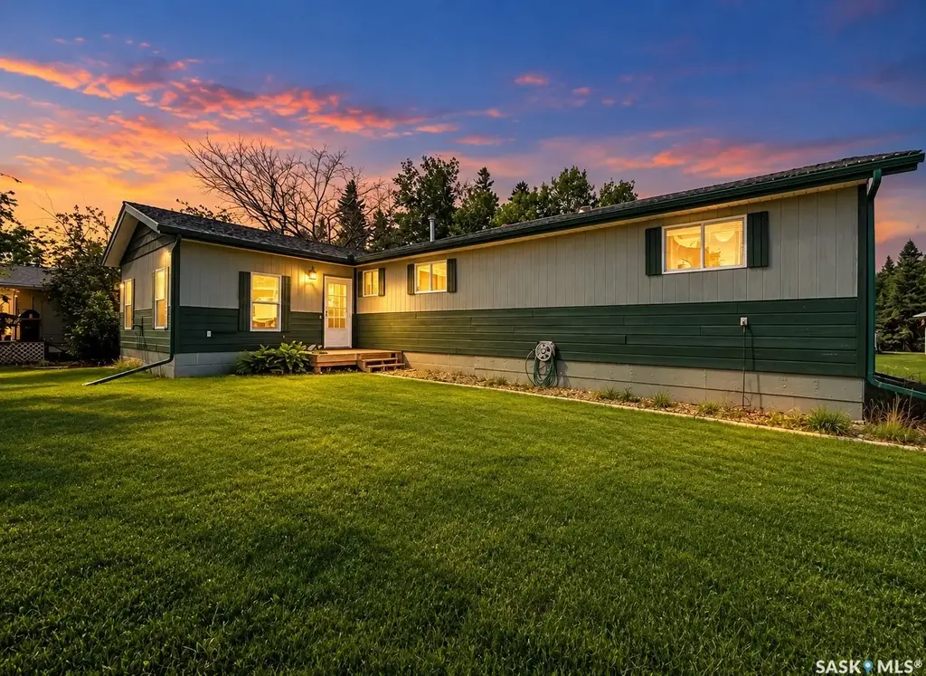 23 265 Highway, Candle Lake