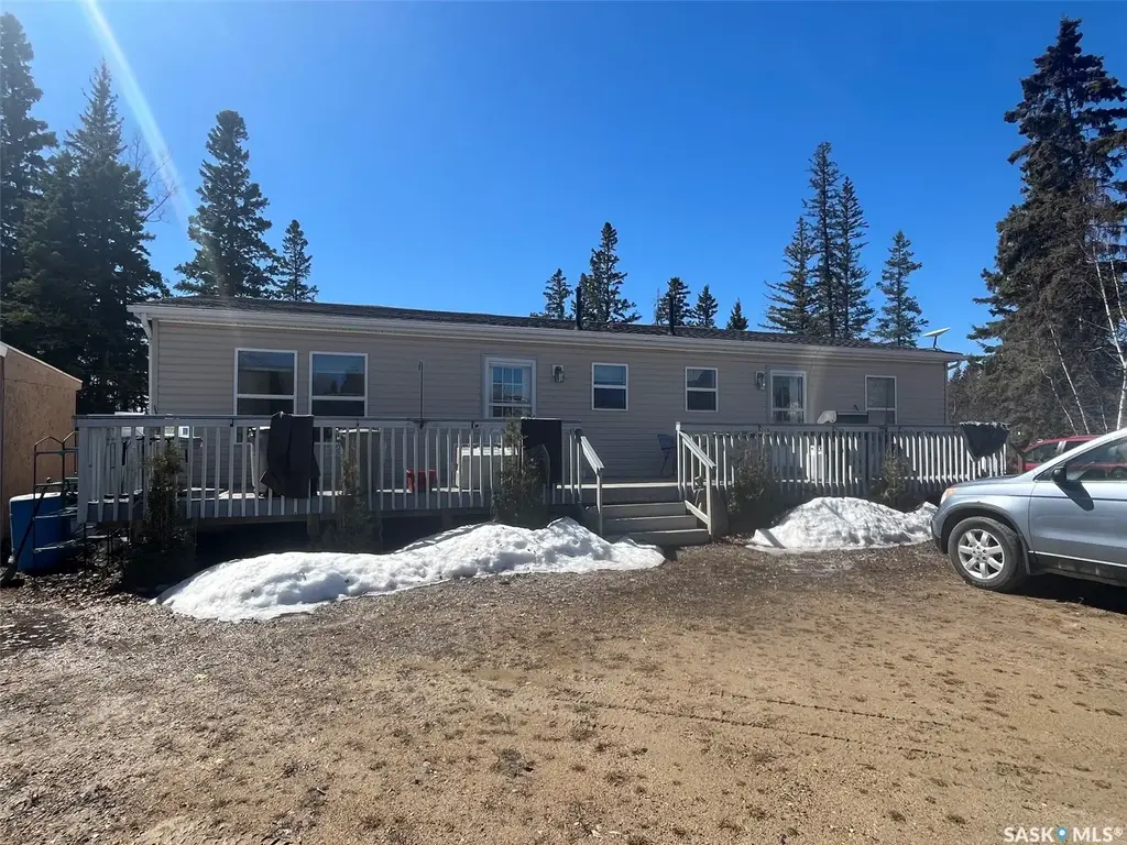320 3rd Avenue W, Christopher Lake