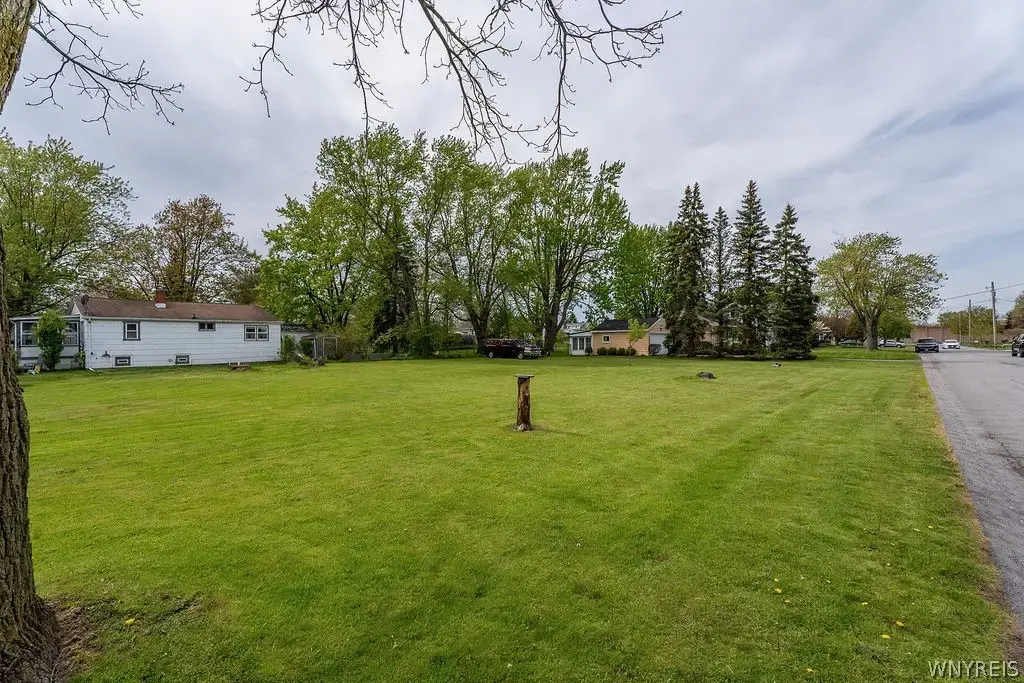 846 Wehrle Drive, Amherst