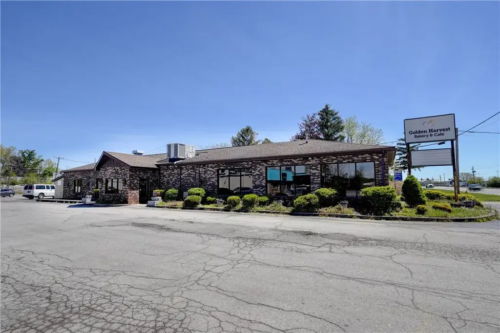 368 Jefferson Road, Henrietta