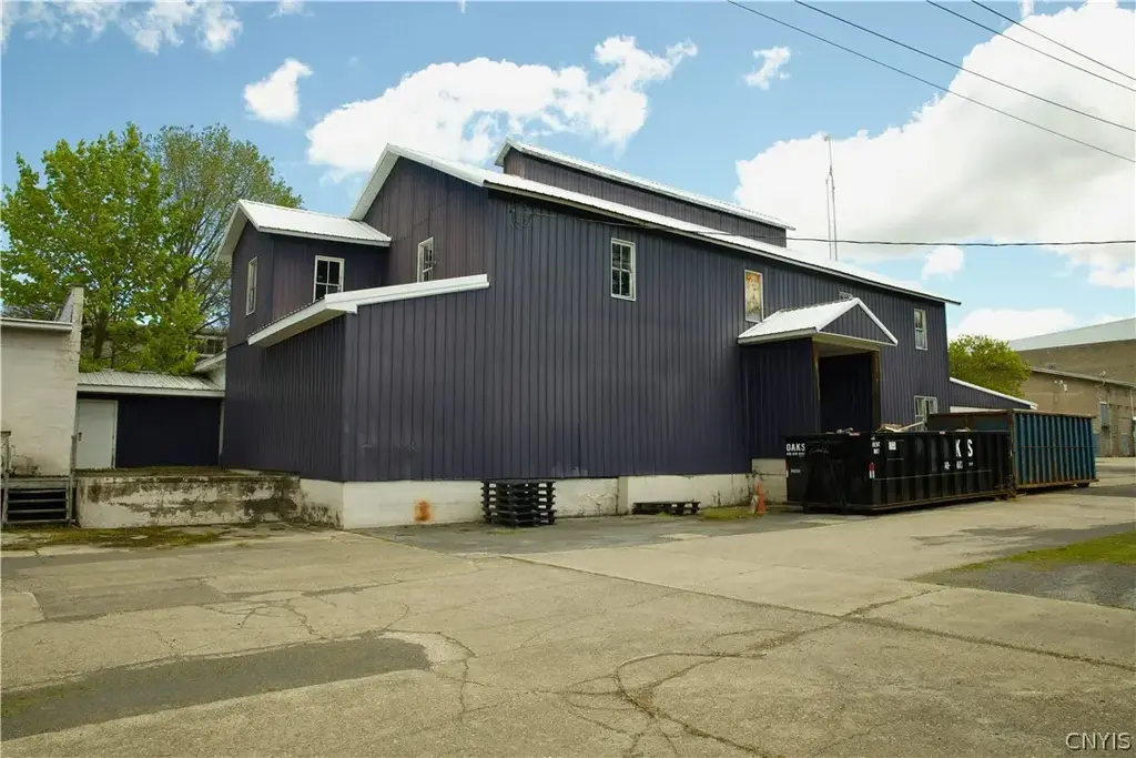 10295 Storage Avenue, Rose
