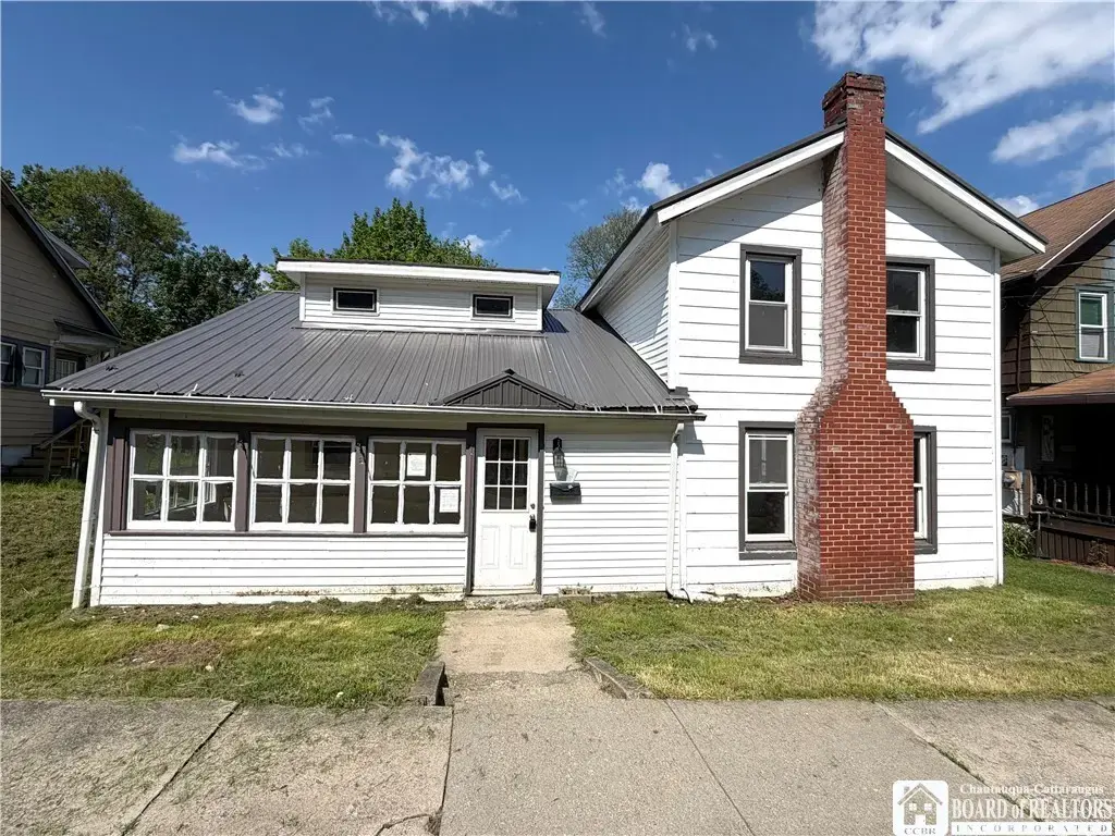 25 Chapin Street, Jamestown
