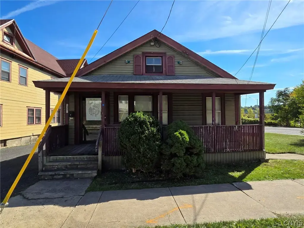 1350 Burnet Ave, Syracuse