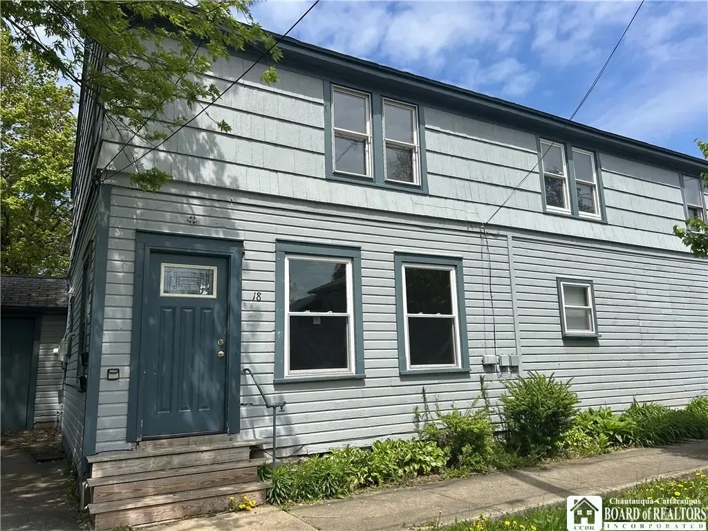 18 Cleveland Avenue, Pomfret
