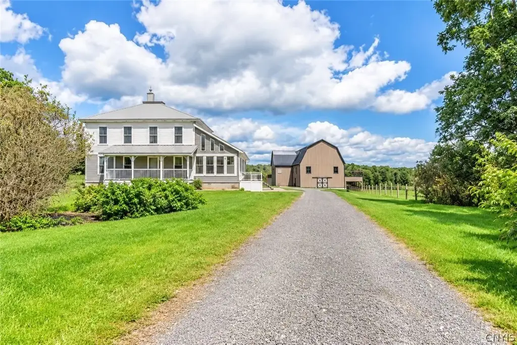2268 State Highway 812, Dekalb