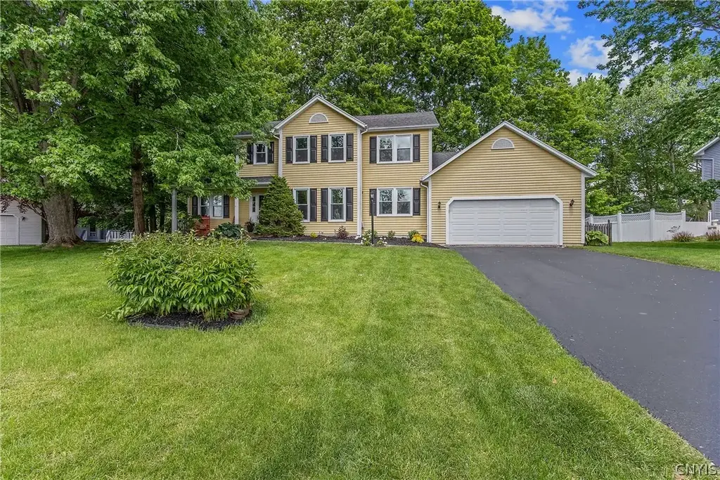 7614 Pico Lane, Lysander