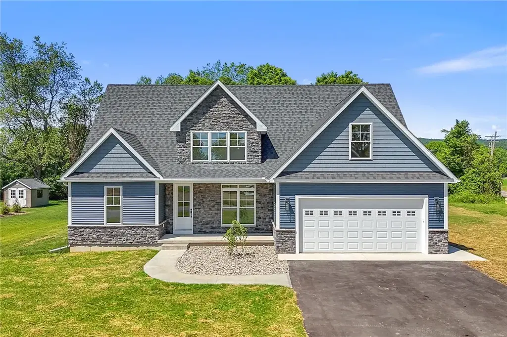 2 Quarry Lane, Big Flats