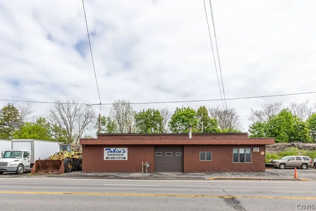 1100 Erie Boulevard W, Syracuse