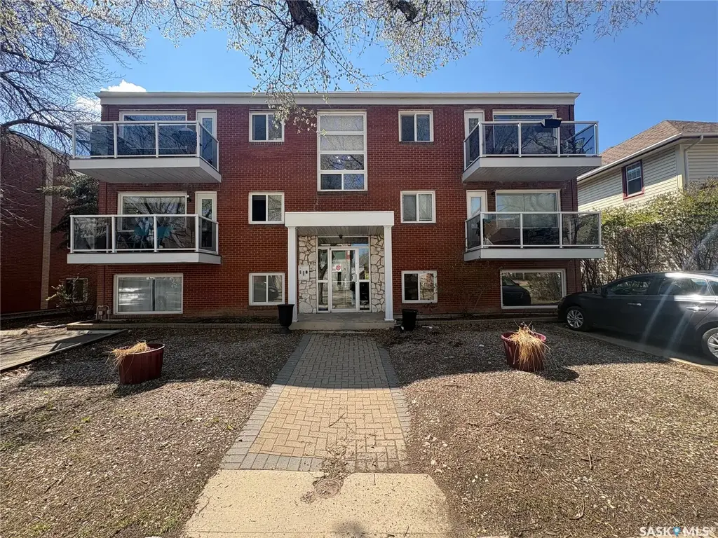 2060 Lorne Street 3, Regina