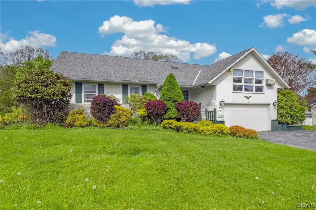 1004 Steuben Hill Road, Herkimer