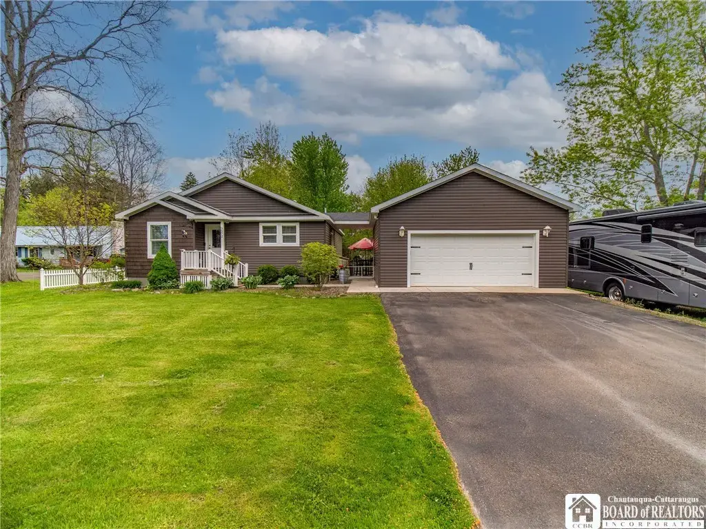 3972 N Everett Avenue, Ellery