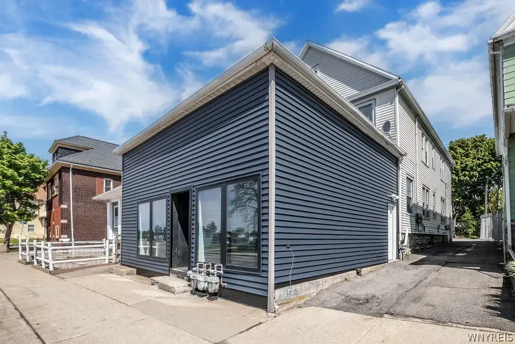 662 Hertel Avenue, Buffalo