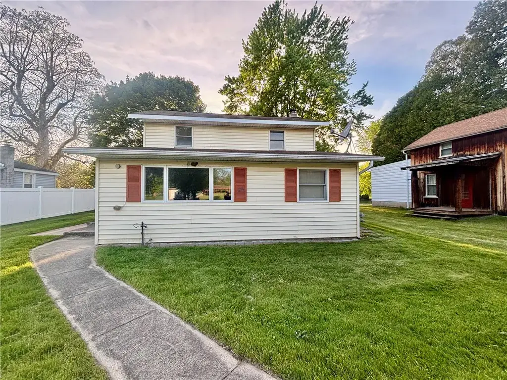 8727 Dwyer Road, Montezuma