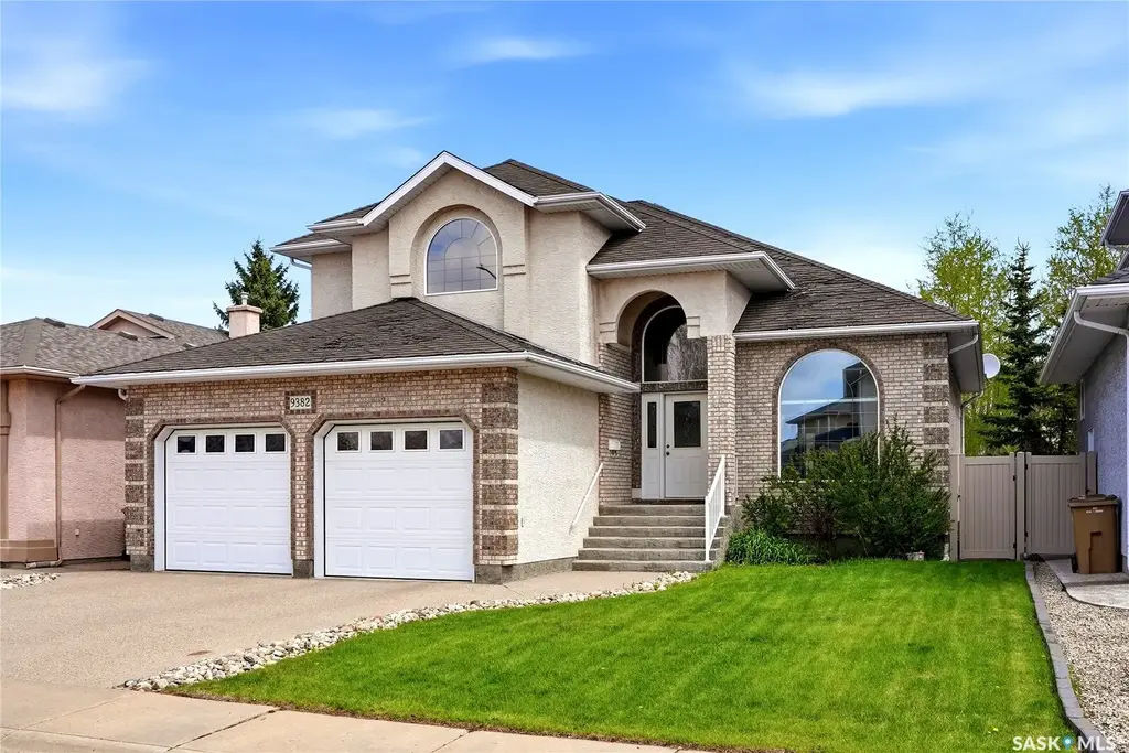 9382 Wascana Mews, Regina