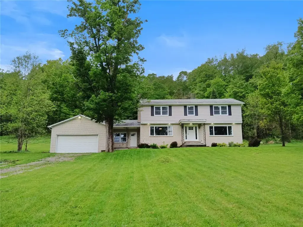 8688 Hayes Hollow Road, Colden