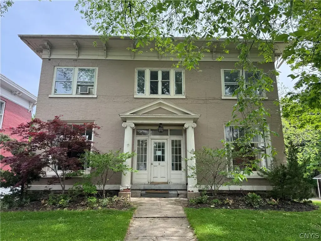2 E Park Street, Kirkland