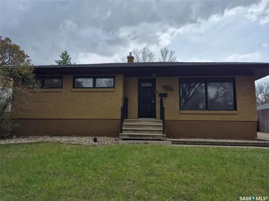 4515 Sherwood Drive, Regina