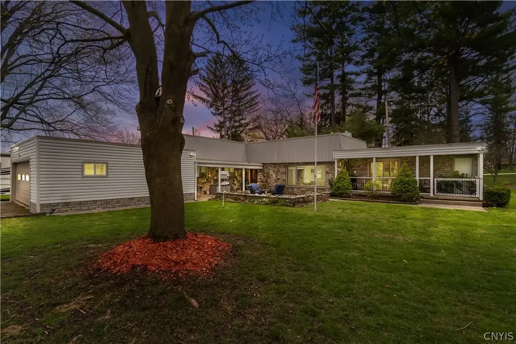 2950 Holland Drive, Fleming
