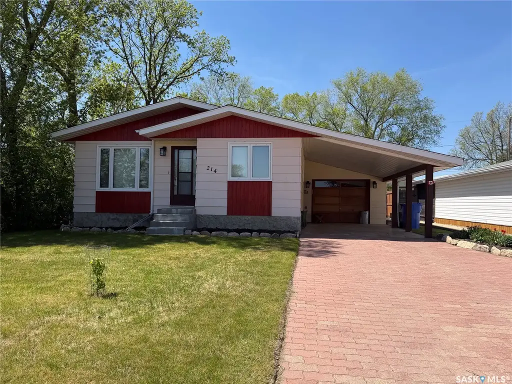 214 4th Street E, Carnduff