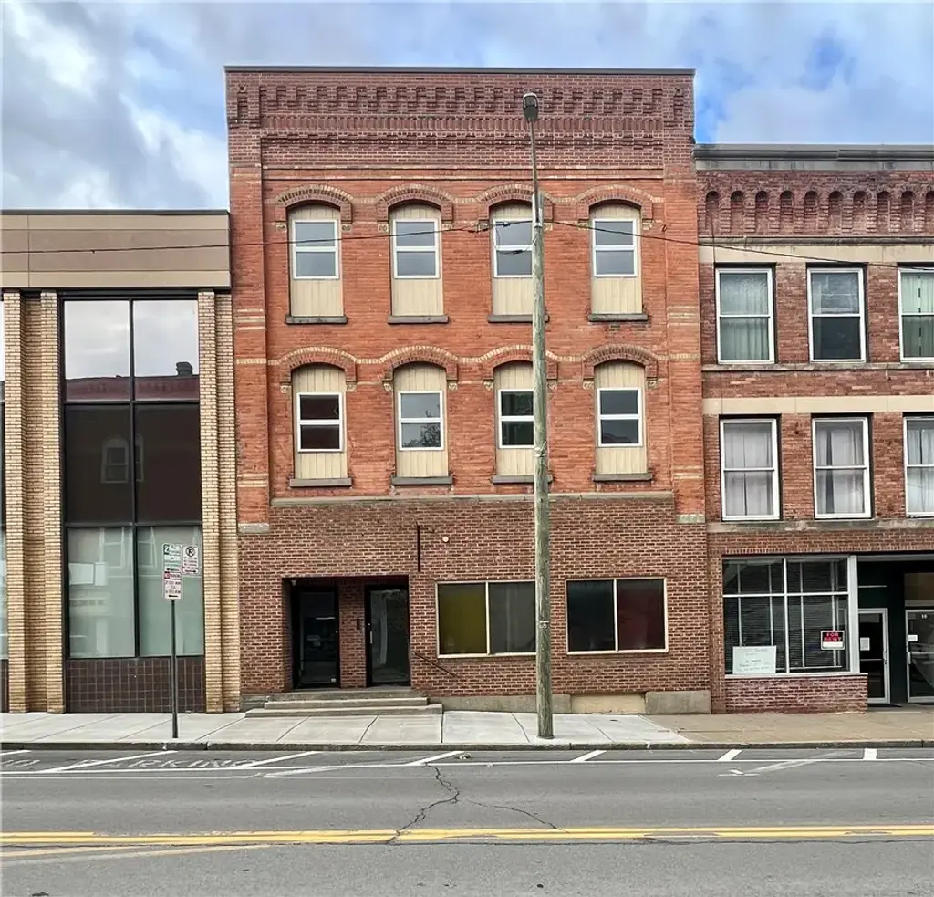 36 Chestnut Street, Oneonta