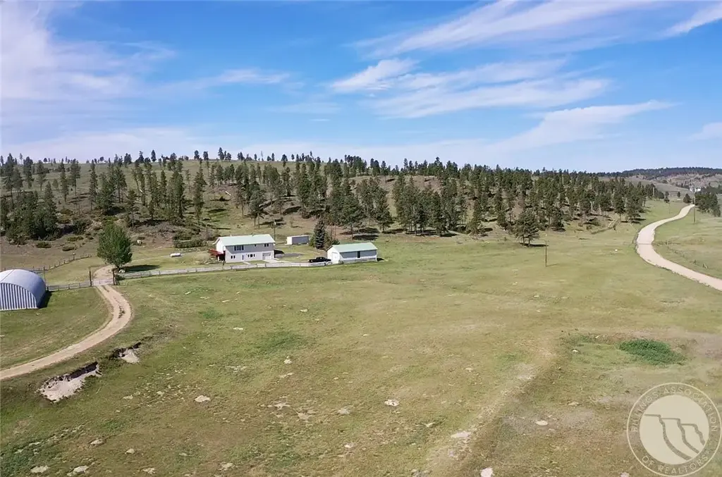 72 Rehder Road, Roundup