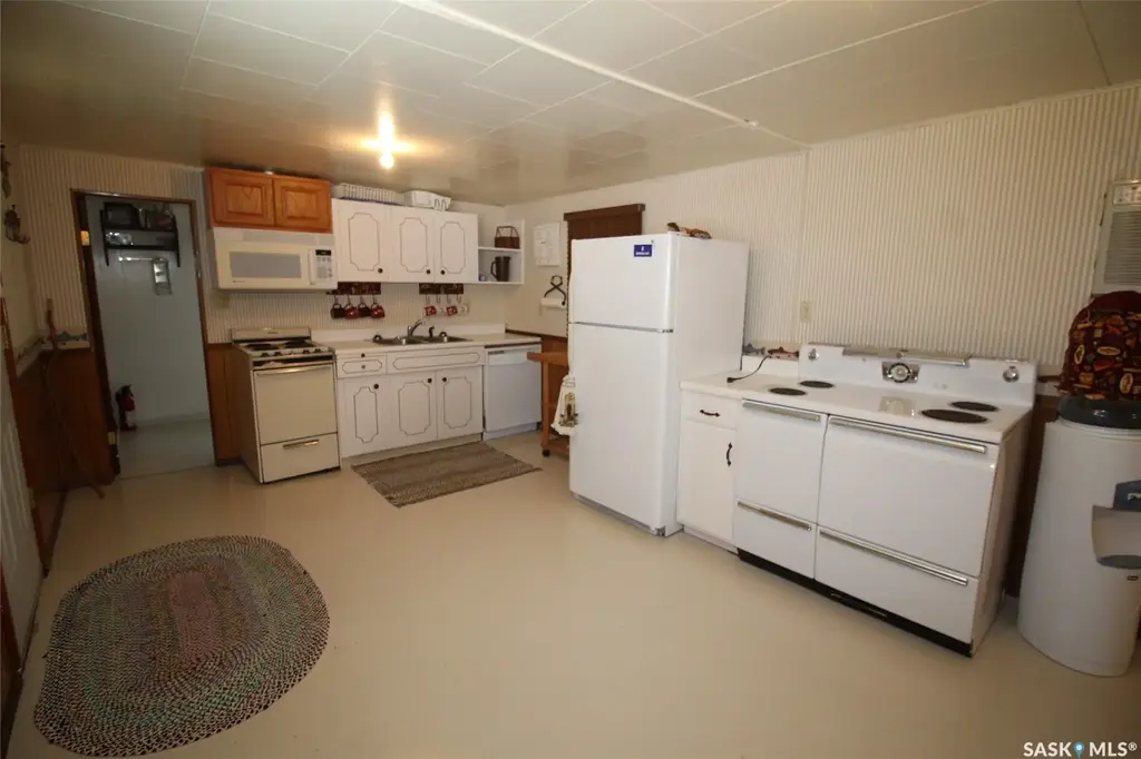 3-5 Springs Drive, Bone Creek Rm No 108