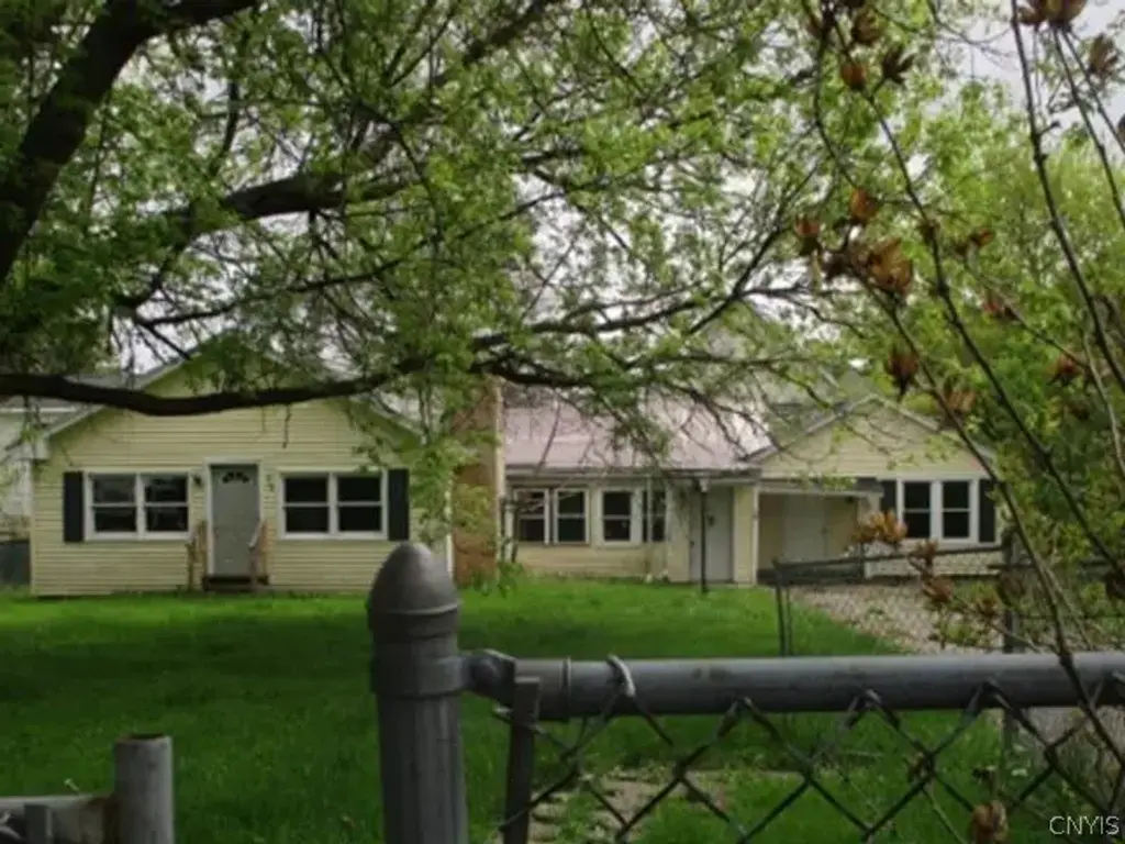 56 Lincoln Street, Barton