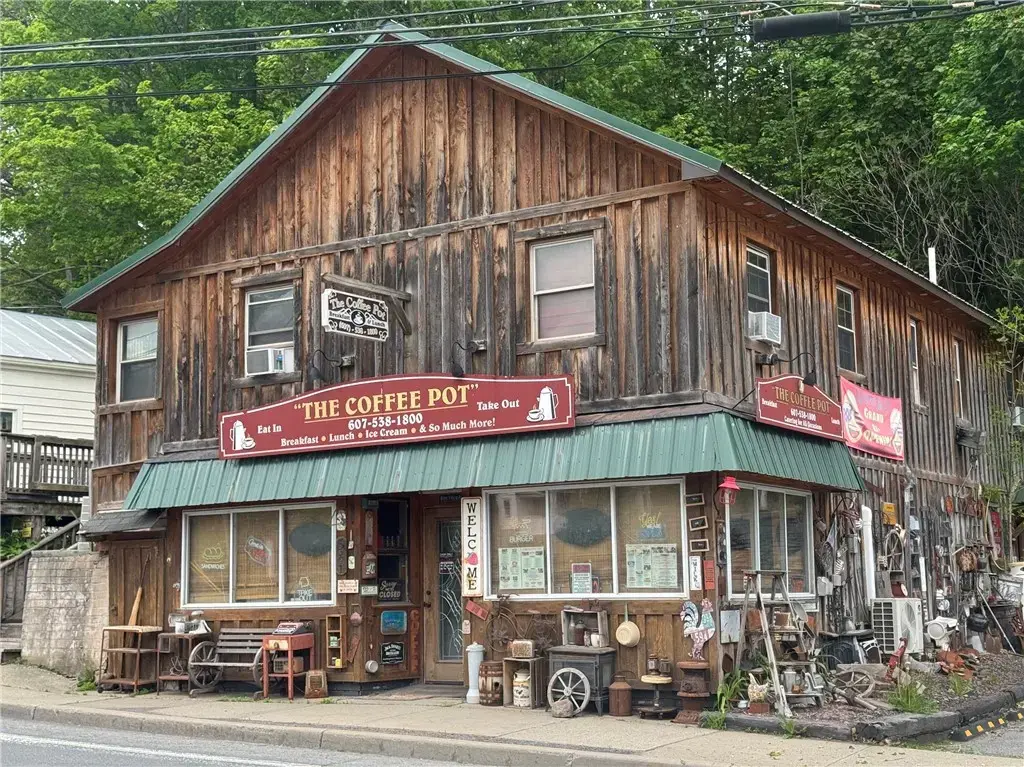 581 Main Street, Stamford
