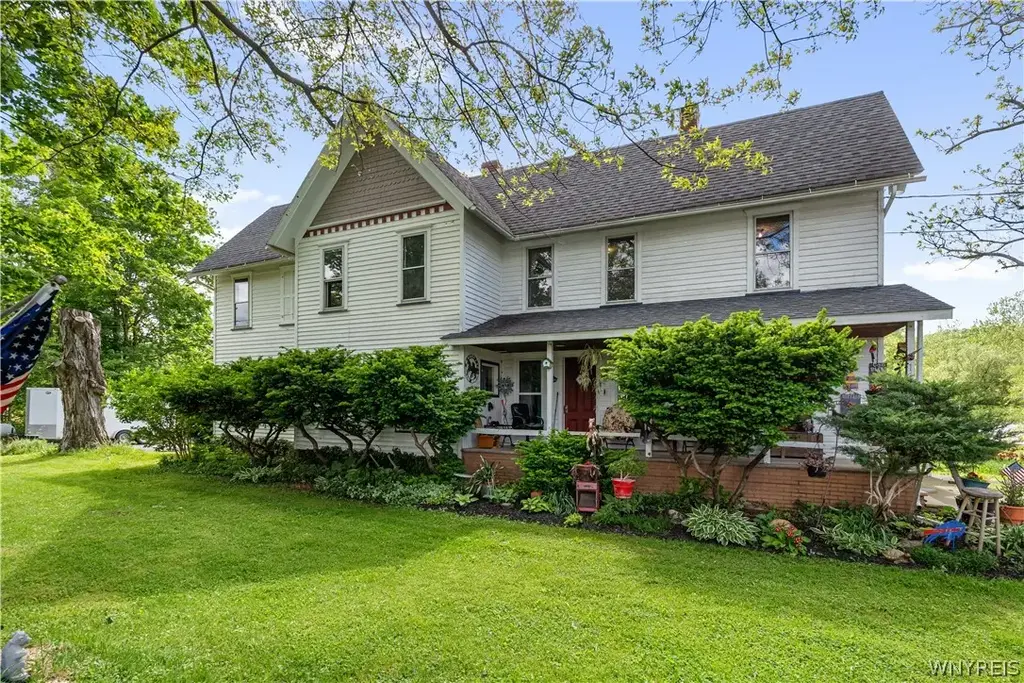 1136 Creek Road, Attica