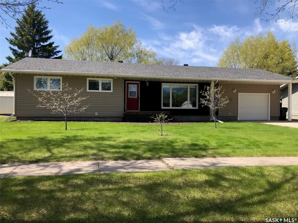 727 4th Street, Canora