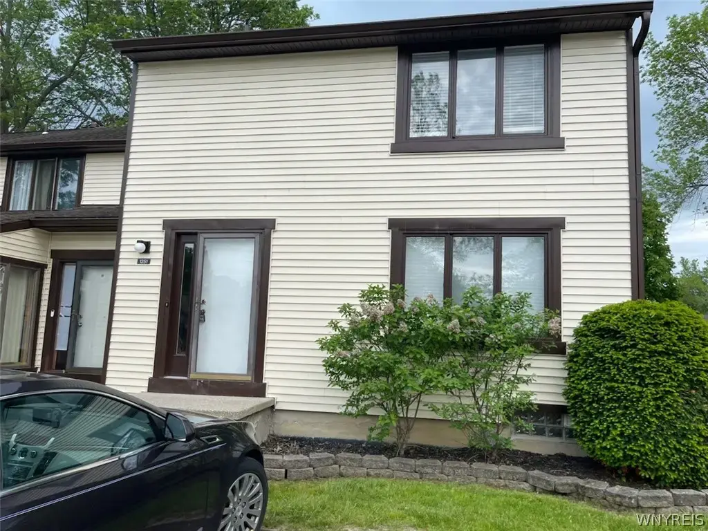 1251 Charlesgate Circle, Amherst