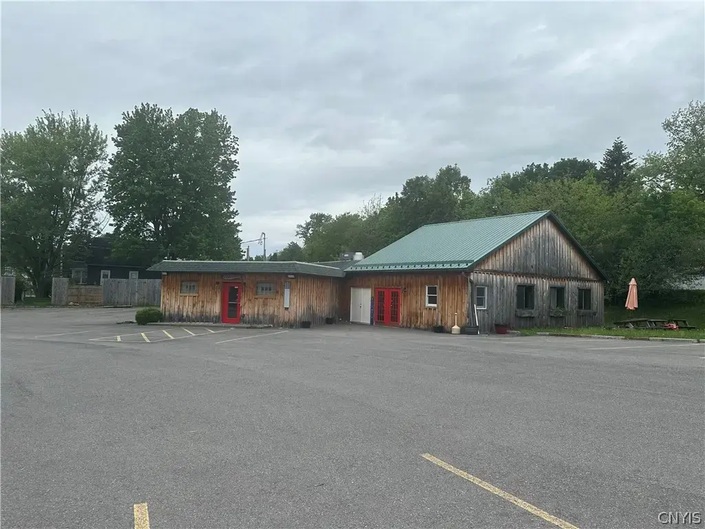 779 State Fair Boulevard, Geddes