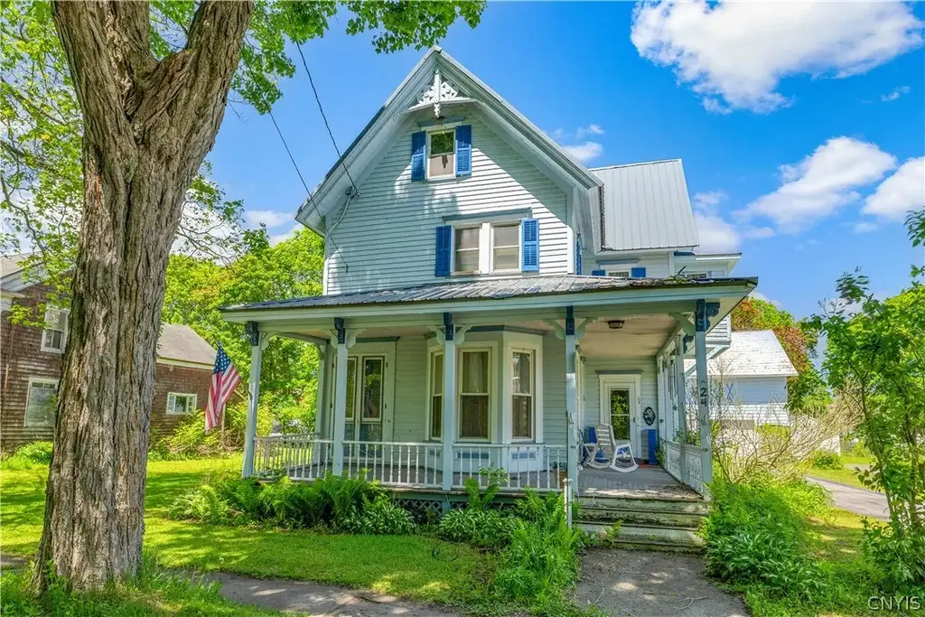 24 W James Street, Richfield