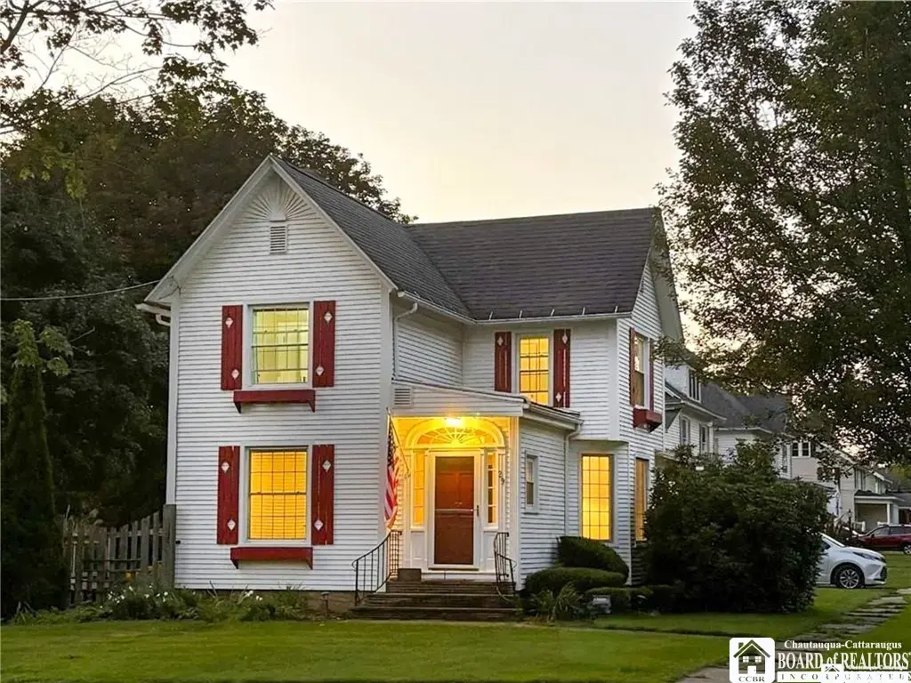 29 Pine Street, Allegany