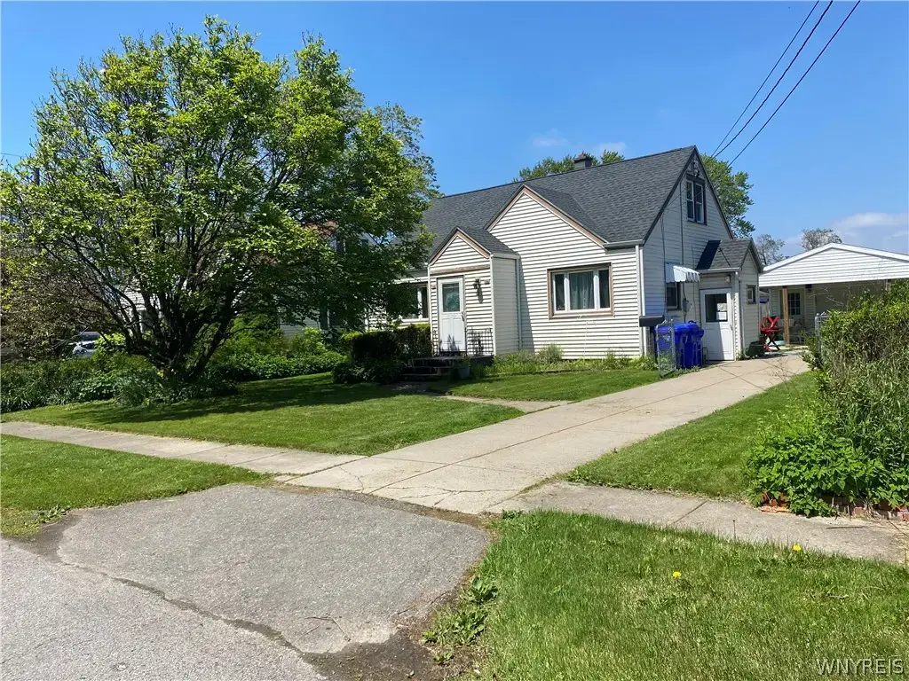 56 Gordon Avenue, West Seneca