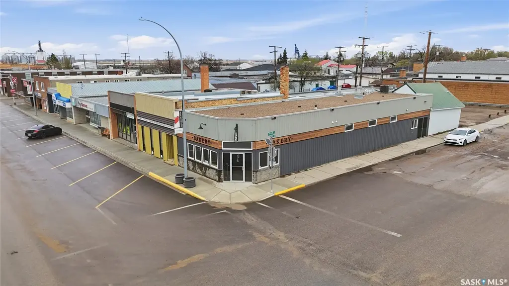 339 Centre Street, Assiniboia