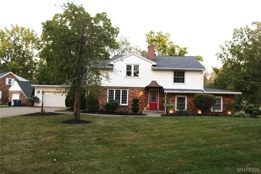 4000 Main Street Street, Amherst