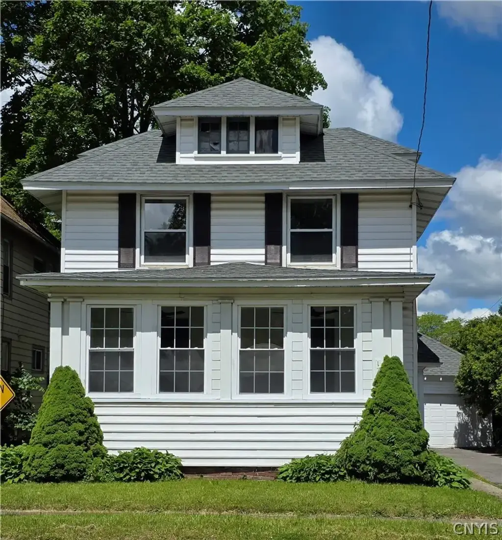 1706 Oneida Street, Utica