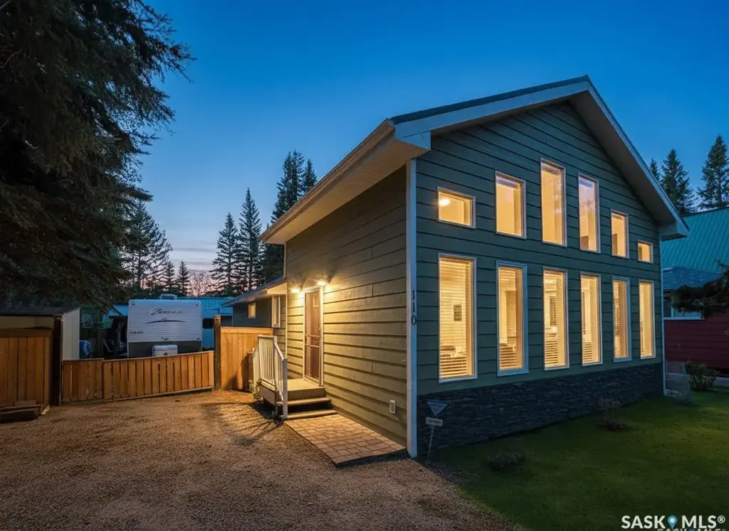 110 Lakeshore Drive, Candle Lake