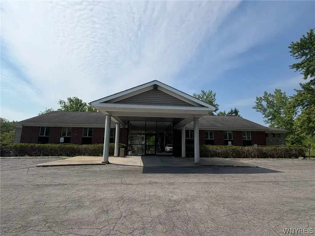 6435 Webster Road, Orchard Park