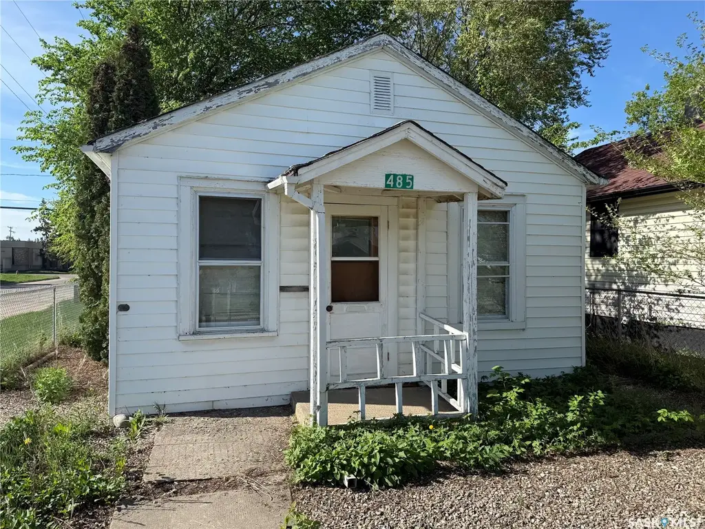 485 12th Street E, Prince Albert