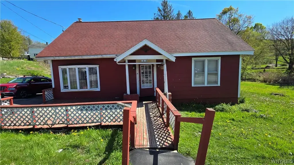 2070 State Highway 206, Masonville