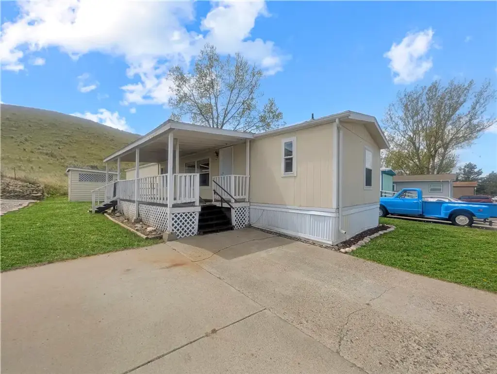 2224 Highway 87 E #206, Billings