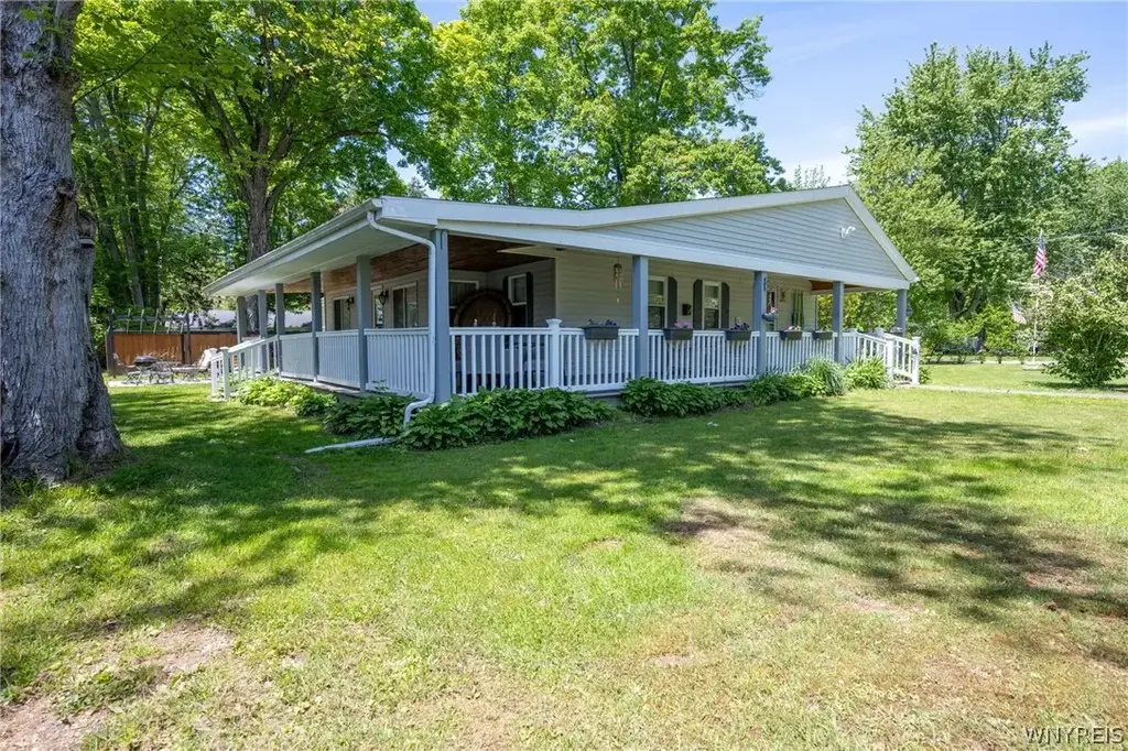 38 Wide Beach Road, Brant