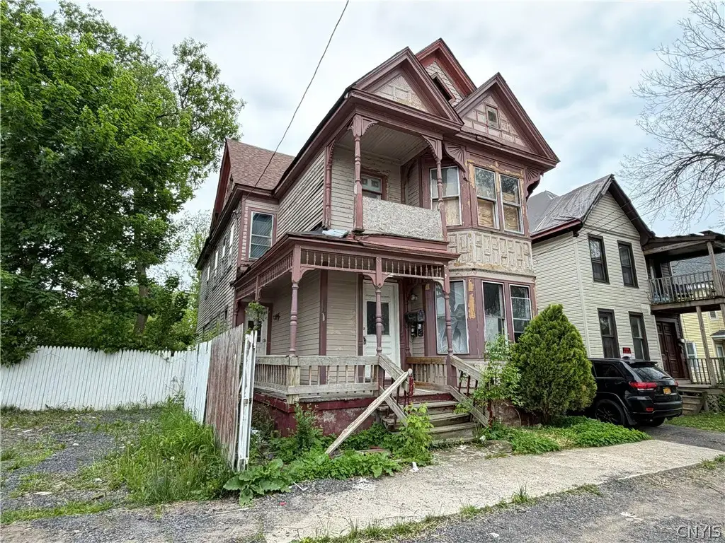 176 Hobart Street, Utica