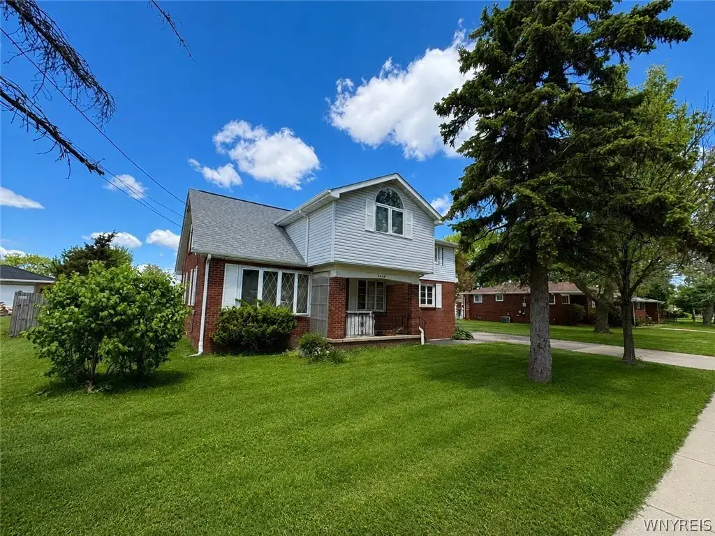 3840 Broadway Street, Cheektowaga